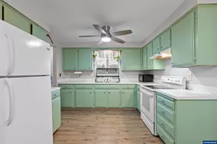 246 NW Lalack Pl, Dallas, OR 97338 - Photo 12