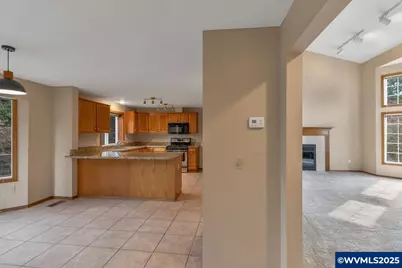 2677 Fort Rock Ct SE, Salem, OR 97306 - Photo 12