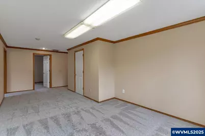 2677 Fort Rock Ct SE, Salem, OR 97306 - Photo 36