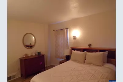 960 Shipping St NE, Salem, OR 97301 - Photo 10