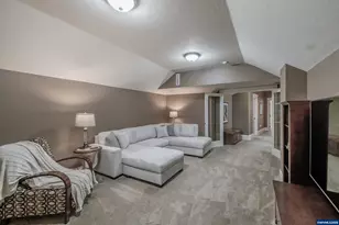 1390 Gwinn Street E, Monmouth, OR 97361 - Photo 36