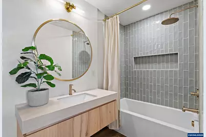 925 Holiday Ct S, Salem, OR 97302 - Photo 38