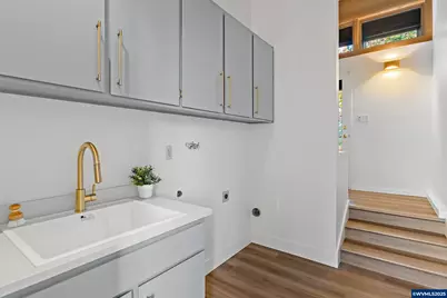 925 Holiday Ct S, Salem, OR 97302 - Photo 20