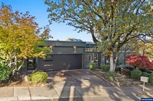 925 Holiday Ct S, Salem, OR 97302 - Photo 4