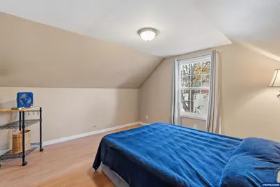 585 Madrona Av S, Salem, OR 97302 - Photo 26