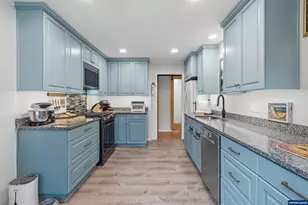 585 Madrona Ave S, Salem, OR 97302 - Photo 4