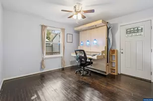 585 Madrona Ave S, Salem, OR 97302 - Photo 12