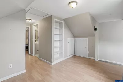585 Madrona Av S, Salem, OR 97302 - Photo 22