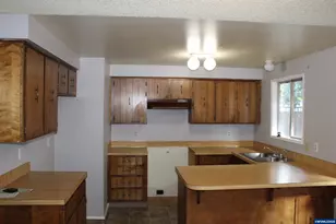 6259 Chapman Pl SE, Albany, OR 97321 - Photo 6