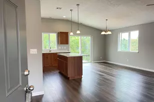 1230 Hop St SW, Albany, OR 97321 - Photo 2