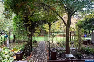 6679 Huntington Cir SE, Salem, OR 97306 - Photo 50