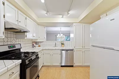 6679 Huntington Cir SE, Salem, OR 97306 - Photo 14