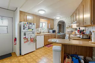 5422 NE Portland Rd, Salem, OR 97305 - Photo 12