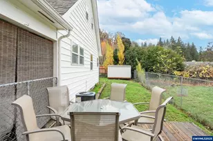 704 Cliff Ct, Silverton, OR 97381 - Photo 28