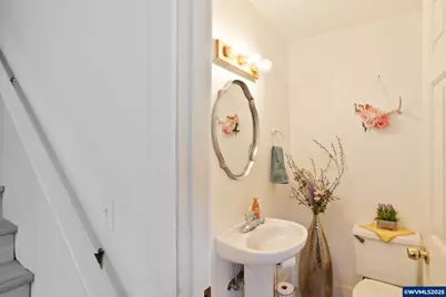 704 Cliff Ct, Silverton, OR 97381 - Photo 20