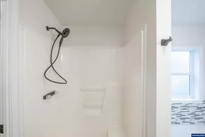 1307 S Water St #58, Silverton, OR 97381 - Photo 18