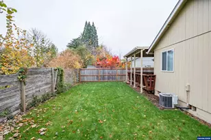 1011 Camry Ct NE, Salem, OR 97302 - Photo 26