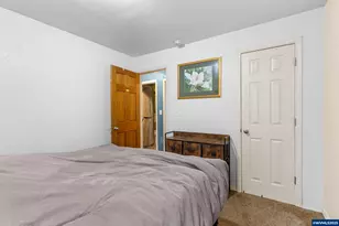 2045 Liberty St NE, Salem, OR 97301 - Photo 14