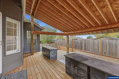 13002 Sierra Vista Dr, Lake Oswego, OR 97035 - Photo 46