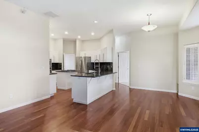 13002 Sierra Vista Dr, Lake Oswego, OR 97035 - Photo 18