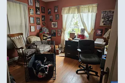 749 SW Washington St, Dallas, OR 97338 - Photo 10