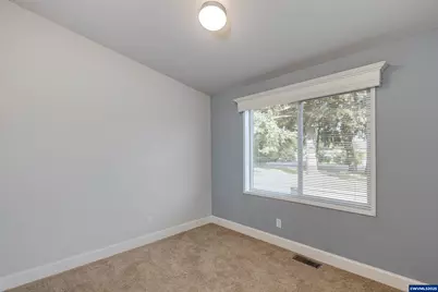 25110 SW Red Prairie Rd, Sheridan, OR 97378 - Photo 12