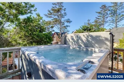 2685 SW Beach Av, Lincoln City, OR 97367 - Photo 42