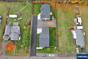 1088 38th Ave, Sweet Home, OR 97386 - Photo 4