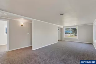 204 S 3rd St, Carlton, OR 97111 - Photo 10