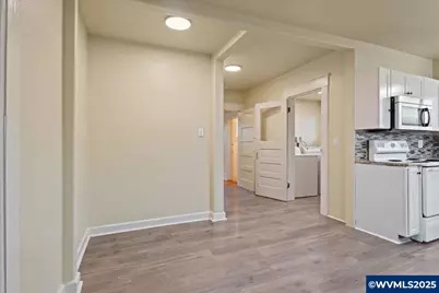 391 W 1st St, Halsey, OR 97348 - Photo 16