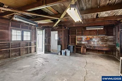 391 W 1st St, Halsey, OR 97348 - Photo 46