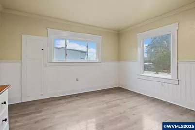 391 W 1st St, Halsey, OR 97348 - Photo 14