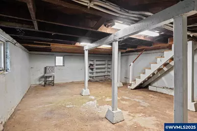 391 W 1st St, Halsey, OR 97348 - Photo 40