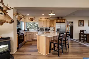 19800 SW Briedwell Rd, McMinnville, OR 97128 - Photo 8