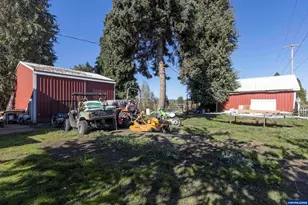 19800 SW Briedwell Rd, McMinnville, OR 97128 - Photo 20