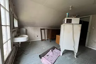 240 SE Davis St, McMinnville, OR 97128 - Photo 28