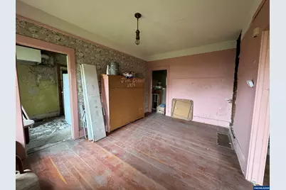 240 SE Davis St, McMinnville, OR 97128 - Photo 12