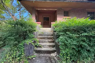 240 SE Davis St, McMinnville, OR 97128 - Photo 4