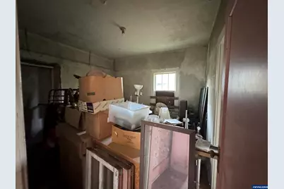 240 SE Davis St, McMinnville, OR 97128 - Photo 18