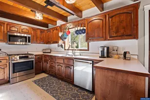 240 Pruden Hill Ln, Canyonville, OR 97417 - Photo 26