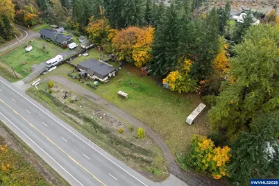 30210 North Santiam Hwy SE, Mill City, OR 97360 - Photo 14