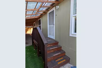 9700 SW Tualatin #5 Rd, Tualatin, OR 97062 - Photo 4