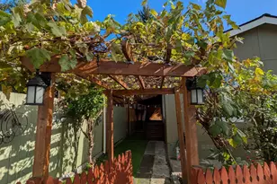 9700 SW Tualatin #5 Rd, Tualatin, OR 97062 - Photo 2