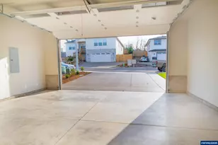 1231 Thunderbird Ave S, Salem, OR 97306 - Photo 42