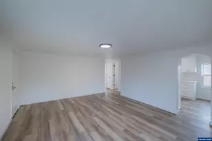 2194 Vaughn Ave NE, Salem, OR 97301 - Photo 6