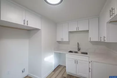 2194 Vaughn Av NE, Salem, OR 97301 - Photo 8