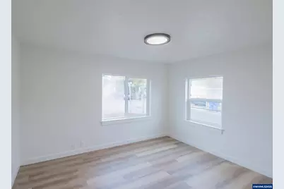 2194 Vaughn Av NE, Salem, OR 97301 - Photo 22