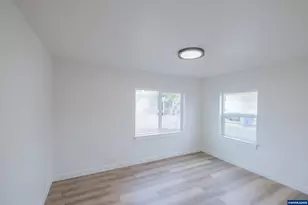 2194 Vaughn Ave NE, Salem, OR 97301 - Photo 22