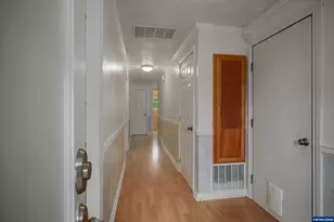 936 Kingwood Dr NW, Salem, OR 97304 - Photo 6