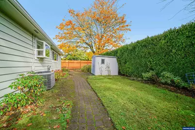 936 Kingwood Dr NW, Salem, OR 97304 - Photo 32